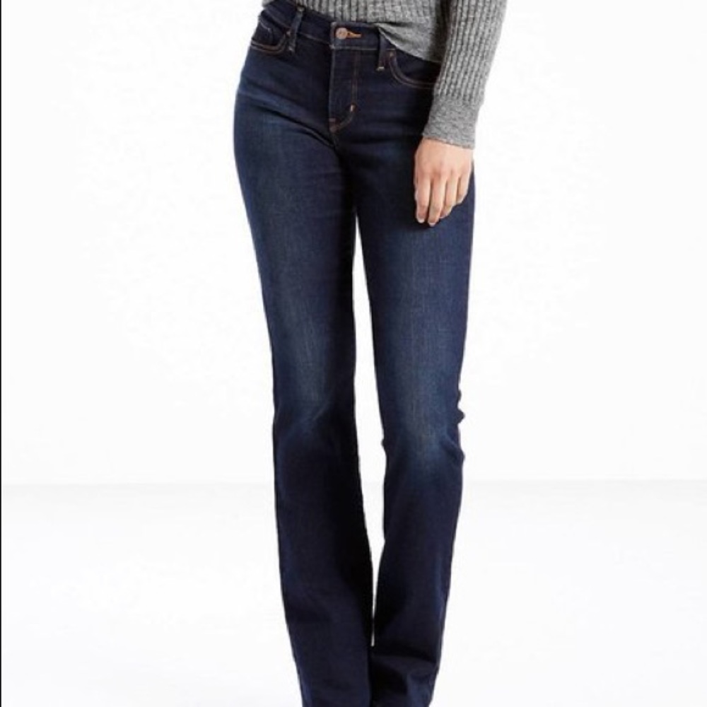 NWOT! Levi's Style#315 Shaping Boot-Cut Jeans